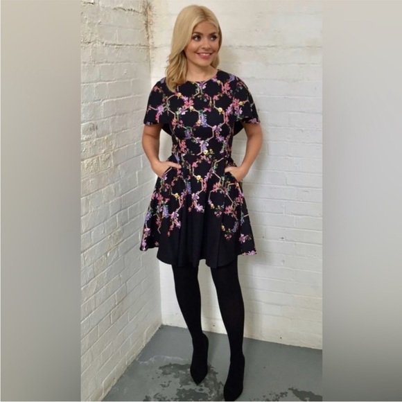 Ted Baker Black Dress with Pink Floral Design Uk 1 (US 4) - Picture 12 of 12